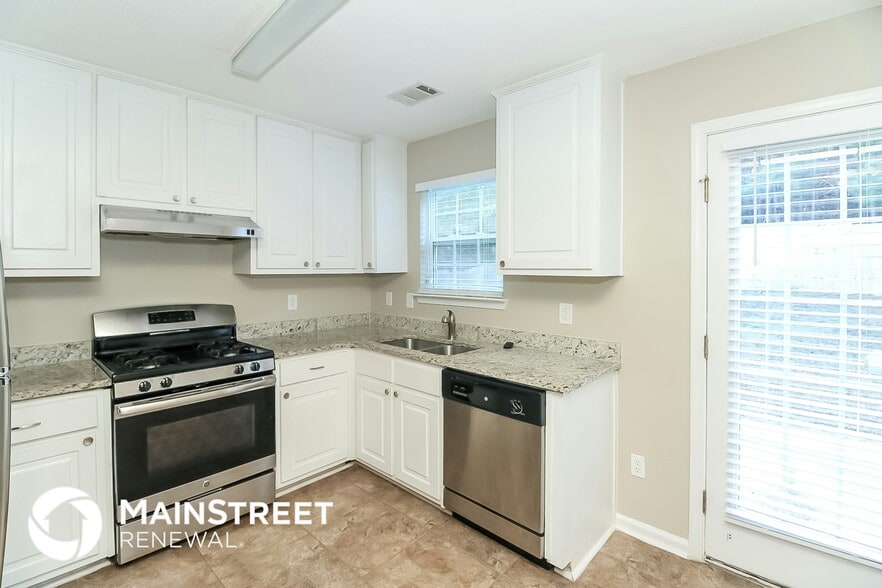 Building Photo - 4667 Mason Rd.