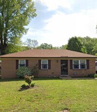 Building Photo - 3792 Glenburee St