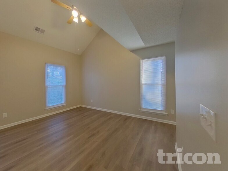 Building Photo - 3223 Harris Mill Ln