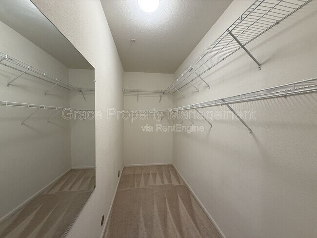 Building Photo - 3035 Blue Sky Cir