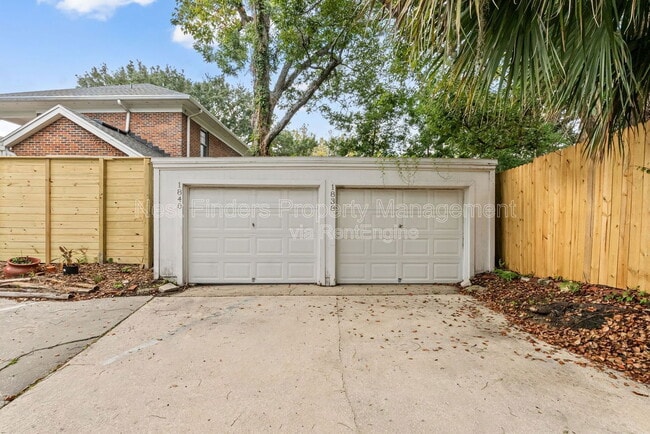 Building Photo - 1838 Cherry St