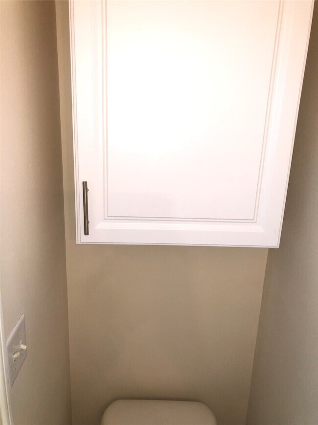 Building Photo - 5639 Stonecloud Ln