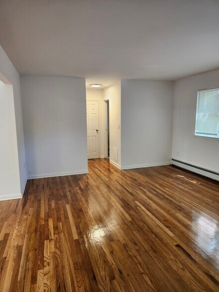 Building Photo - 2467 NJ-10