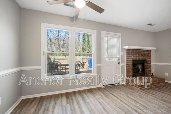 Building Photo - 229 Mannings Ln