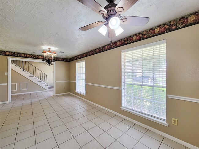 Building Photo - 16614 Cairnway Dr