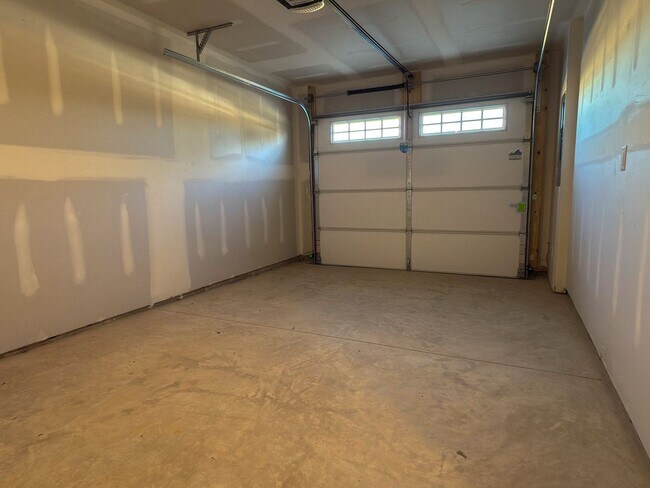 Building Photo - Modern New 3BR Townhome in Hancock Village with Luxury Finishes