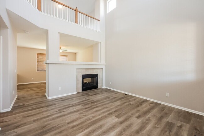 Building Photo - 4008 Ascendant Dr