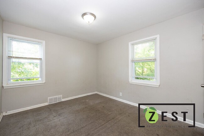 Building Photo - Beautiful 3 Bedroom Home! OPEN HOUSE FRIDA...