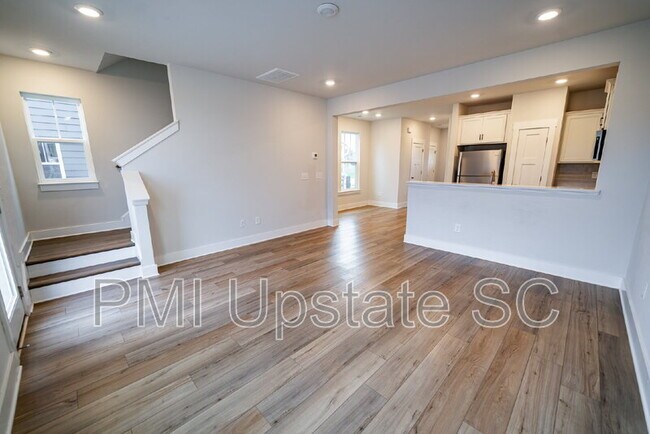 Building Photo - 181 Dalmatian Dr