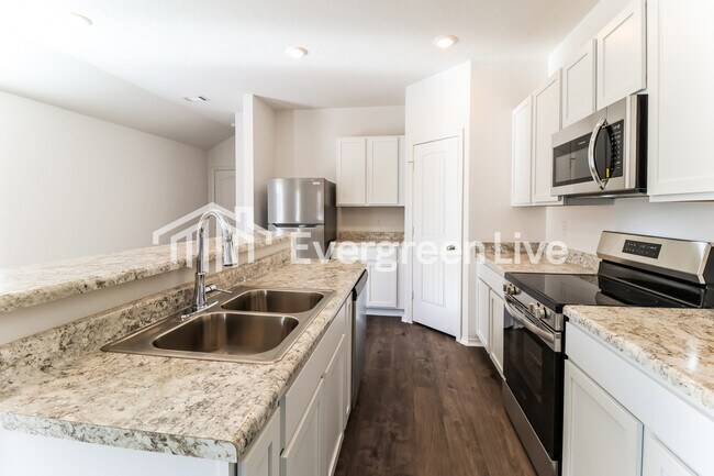 Building Photo - 25 Sourdough Crk Ln