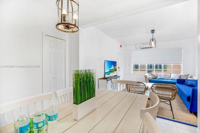 Building Photo - 301 86th St