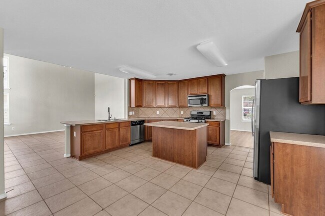 Building Photo - 16526 Whitaker Creek Dr