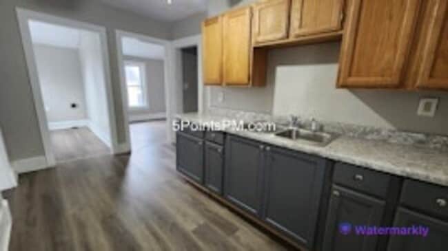 Building Photo - 9804 Miles Ave