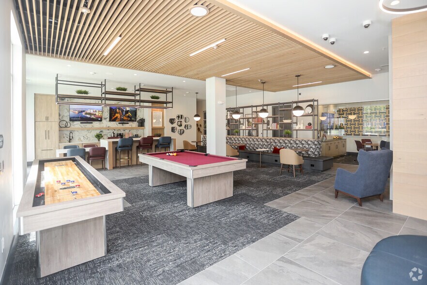 Clubhouse - Legacy202