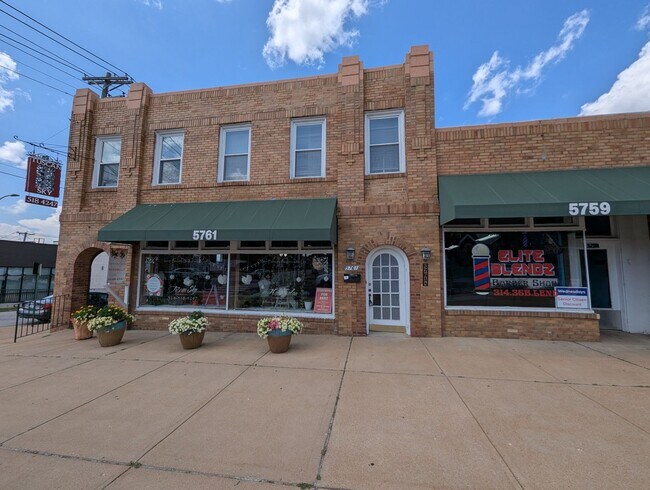 Building Photo - 5755-5761 Chippewa St