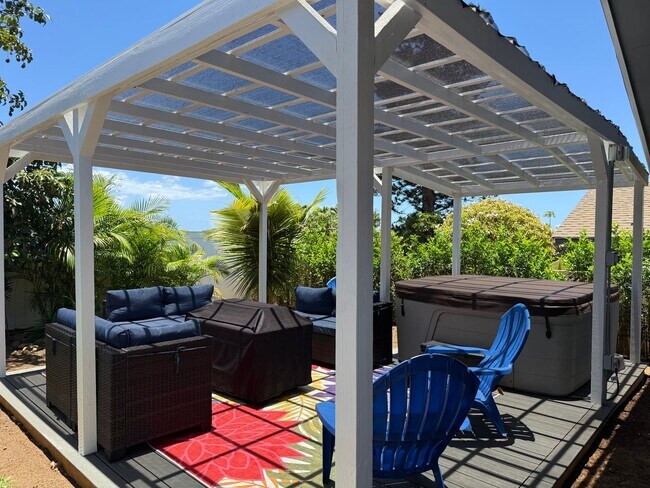 Building Photo - Central Kihei