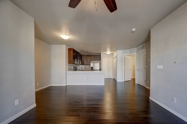 Building Photo - $1,800 - Updated One Bedroom Unit with Bon...