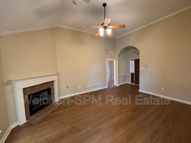 Building Photo - 35 Mulberry Cove