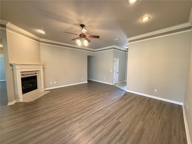 Building Photo - 1808 Lancaster Dr