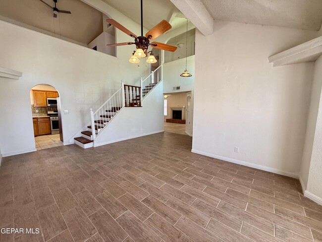 Building Photo - 10924 Walden Pond Ln