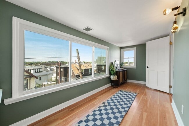 Building Photo - 62 Park Ave