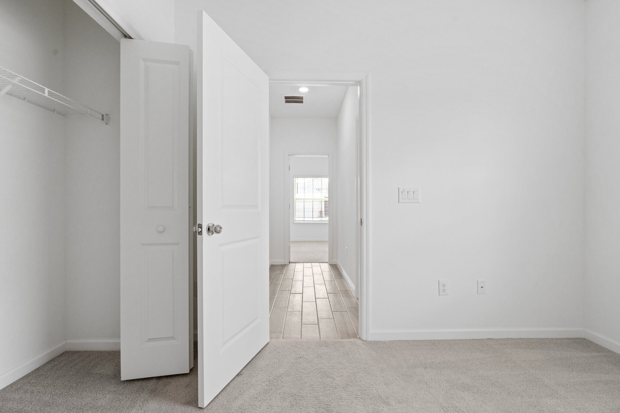 Building Photo - 5637 SW 93rd St