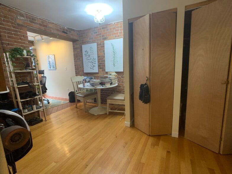 Building Photo - 29 Brainerd Rd