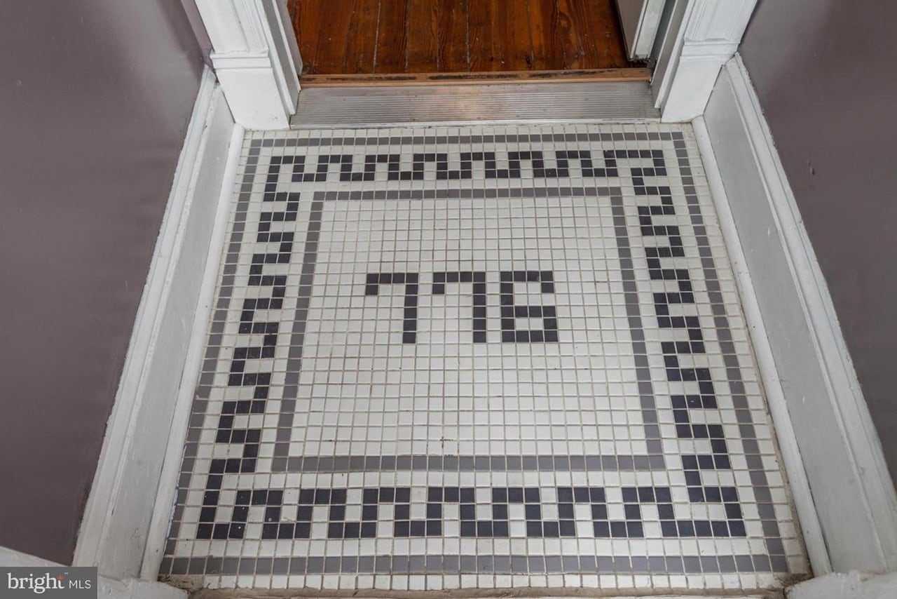 776 Tiles - 776 Harvard St NW