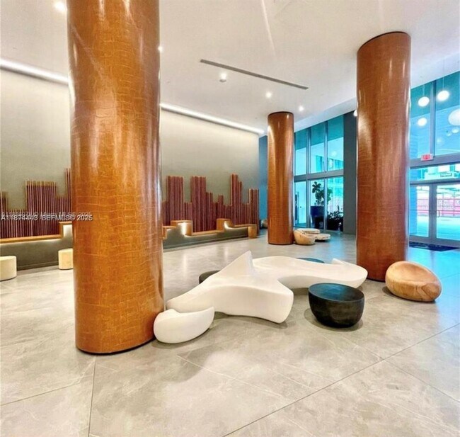 Building Photo - 350 S Miami Ave