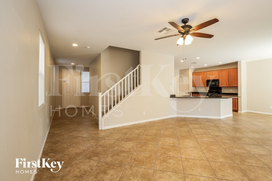 Building Photo - 6217 Escapa Ct