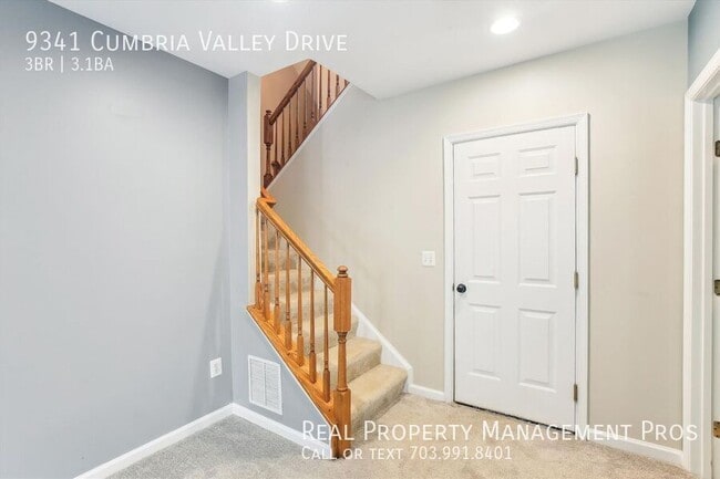 Building Photo - 9341 Cumbria Valley Dr