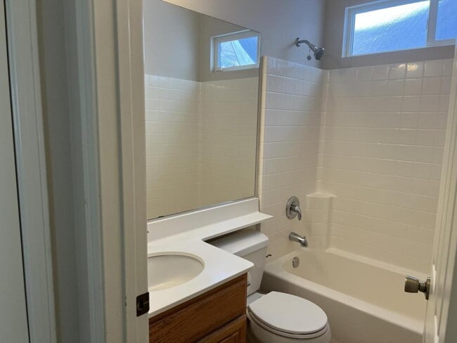 Building Photo - 27749 Hackberry St
