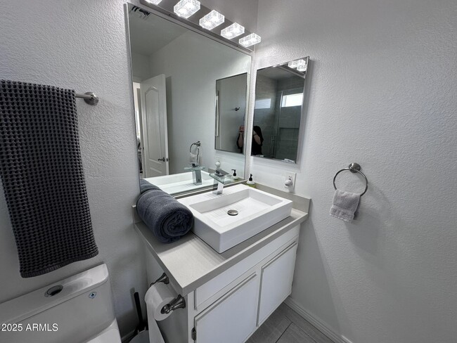 Building Photo - 13204 N Mountainside Dr