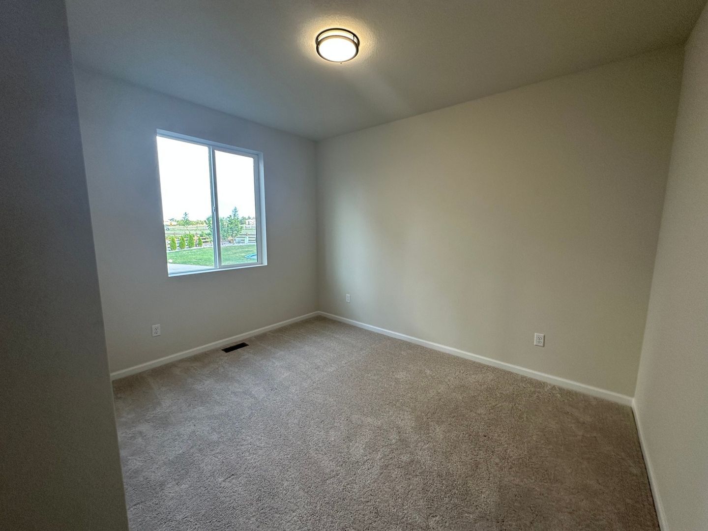 Building Photo - 274 Marlowe Dr