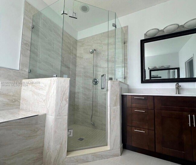 Building Photo - 16314 SW 61st Ln