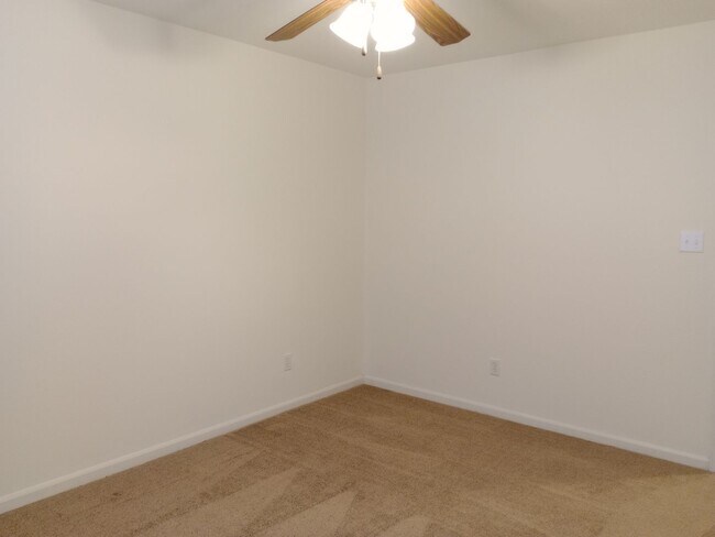 Building Photo - 5013-5015 Carrie Ridge Dr.
