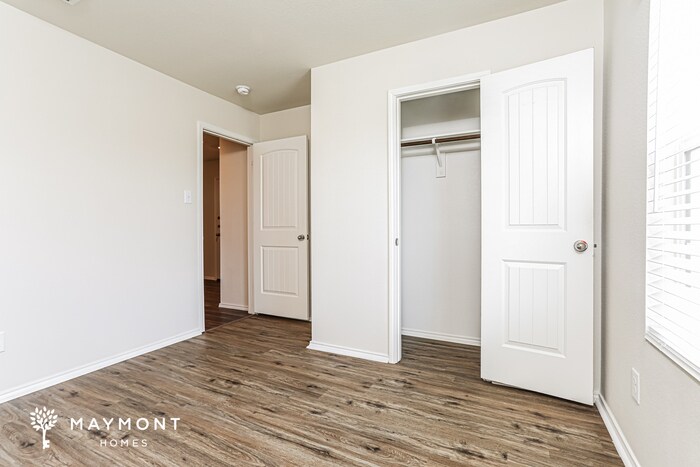Building Photo - 4104 Wintergreen Dr