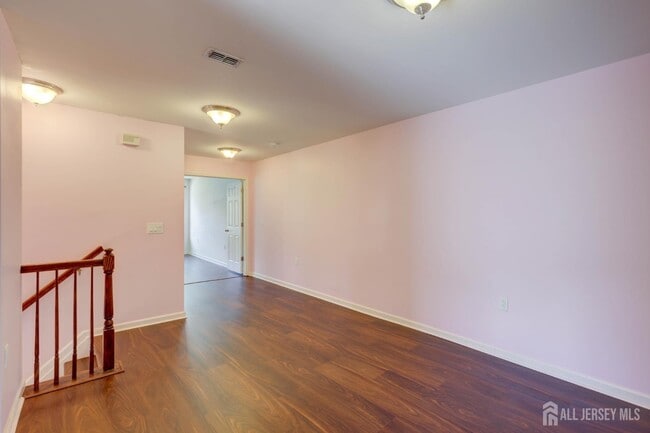 Building Photo - 101 Pearce Ln