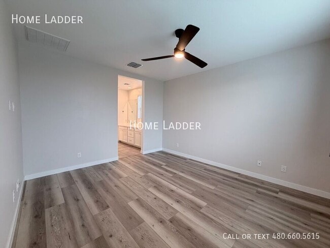 Building Photo - 2881 E 27th Ave