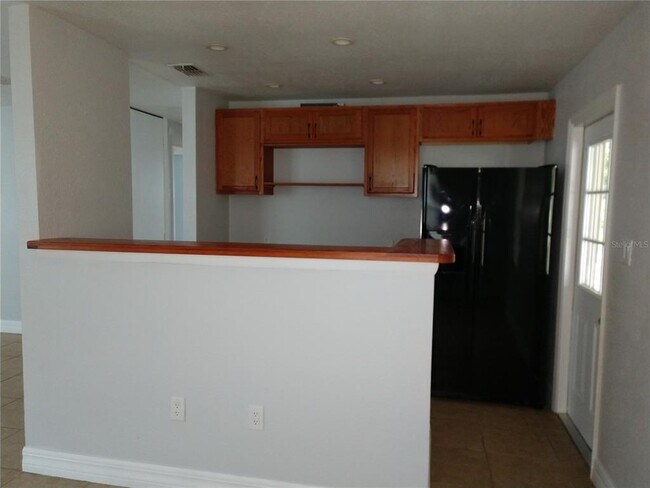 Building Photo - 2691 Northland Rd