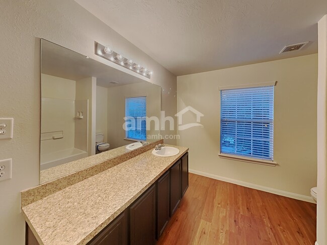 Building Photo - 5935 Stockholm Ct
