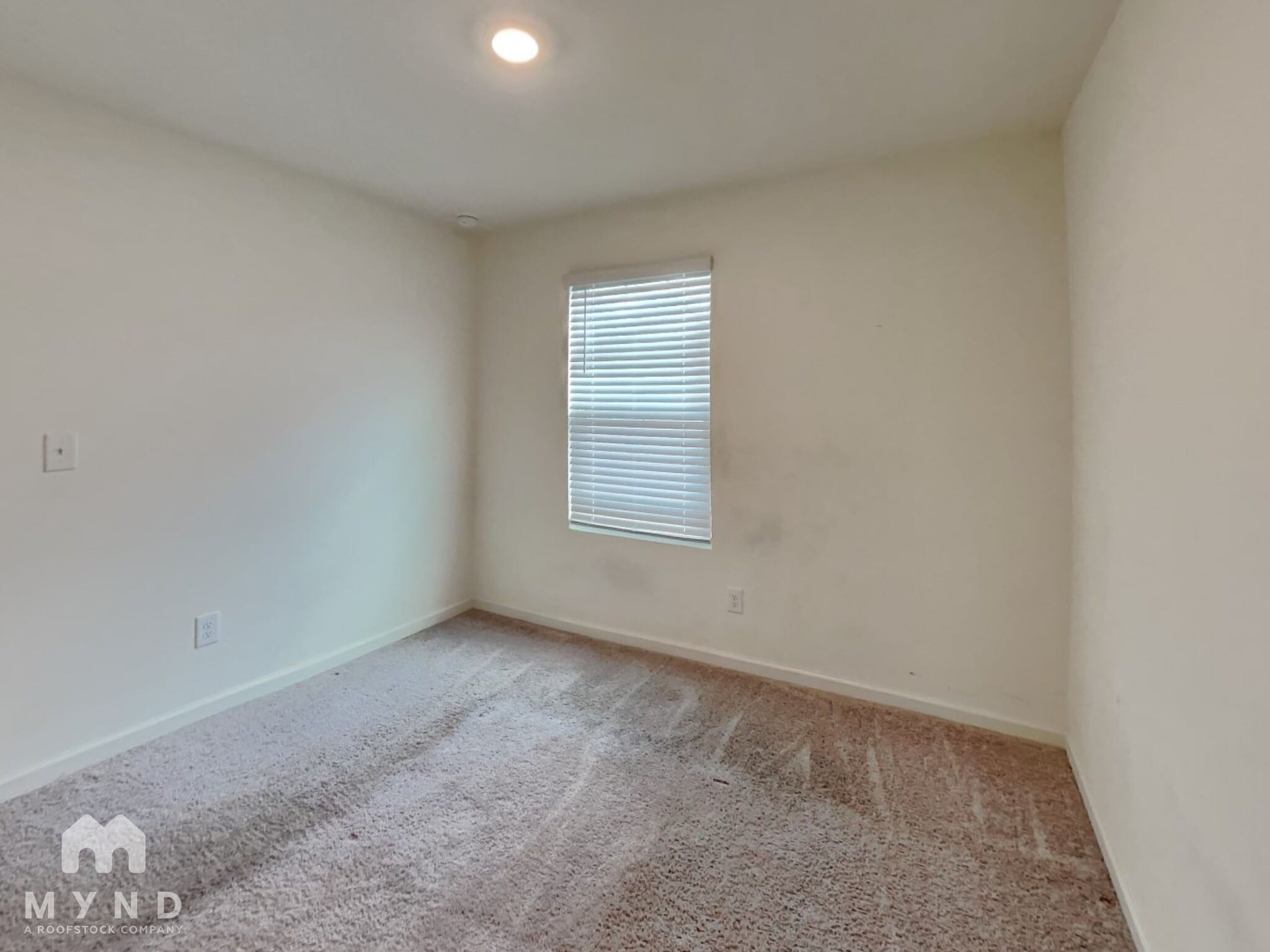 Building Photo - 2635 Coventry St SW