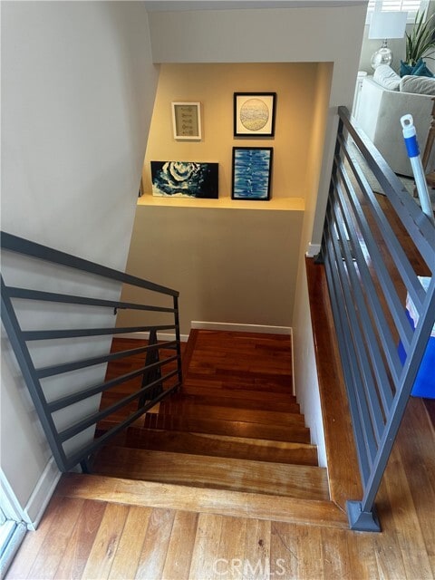 Building Photo - 425 11th St