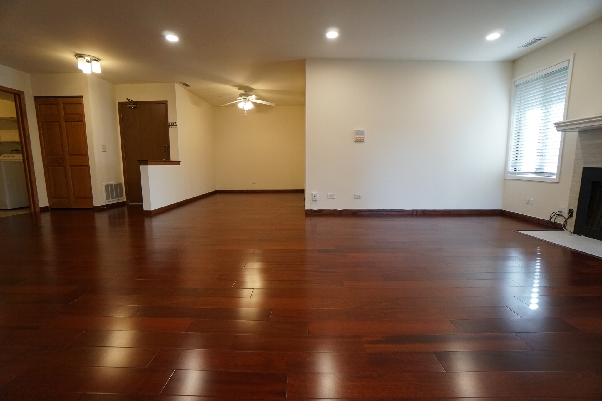Building Photo - 6237 Trinity Dr