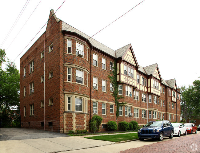 Building Photo - Clifford Apartments