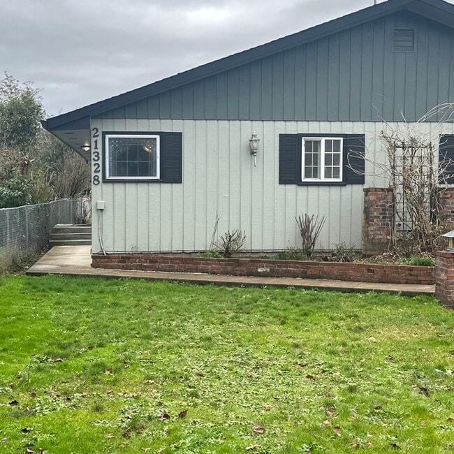 Building Photo - 21326 Main St NE