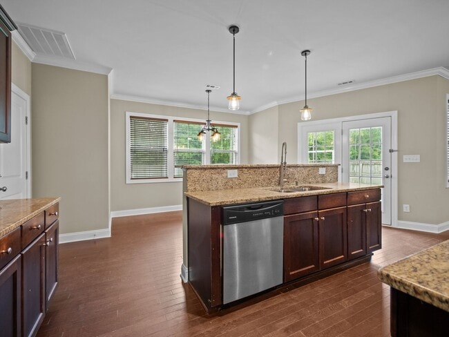 Building Photo - Welcome to Tall Pines Of New River!