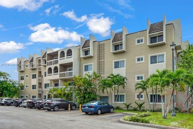 Building Photo - 7703 Camino Real
