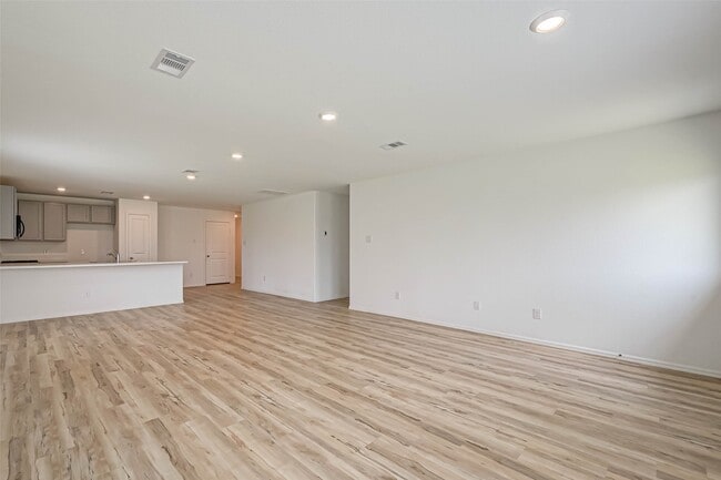 Building Photo - 3426 Golden Amber Ct