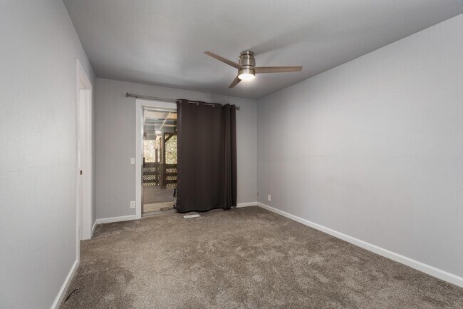 Building Photo - 17434 Virginia Way